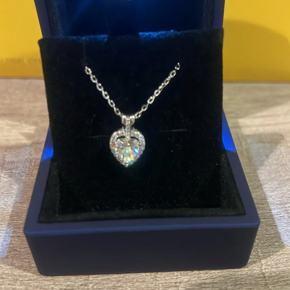 Moissanite necklace Over 1 CTW heart halo New in Box 925 Sterling Silver Color D - Picture 6 of 6